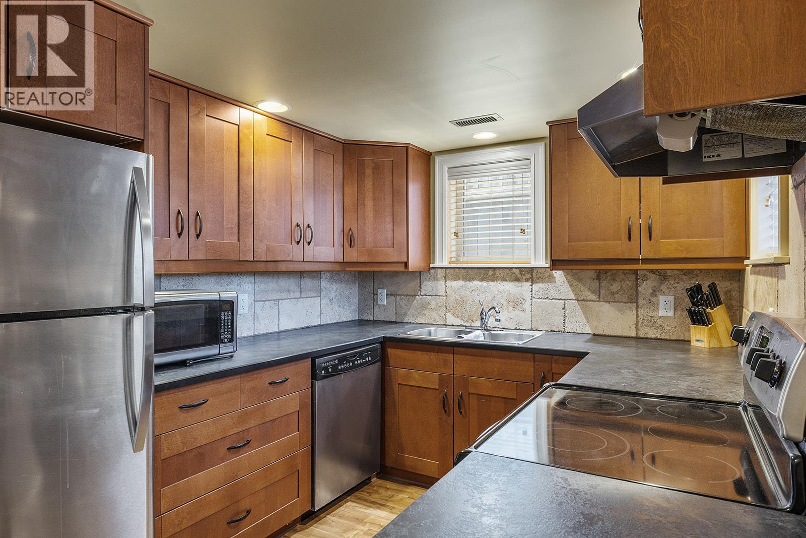 354 Burne Avenue, Kelowna