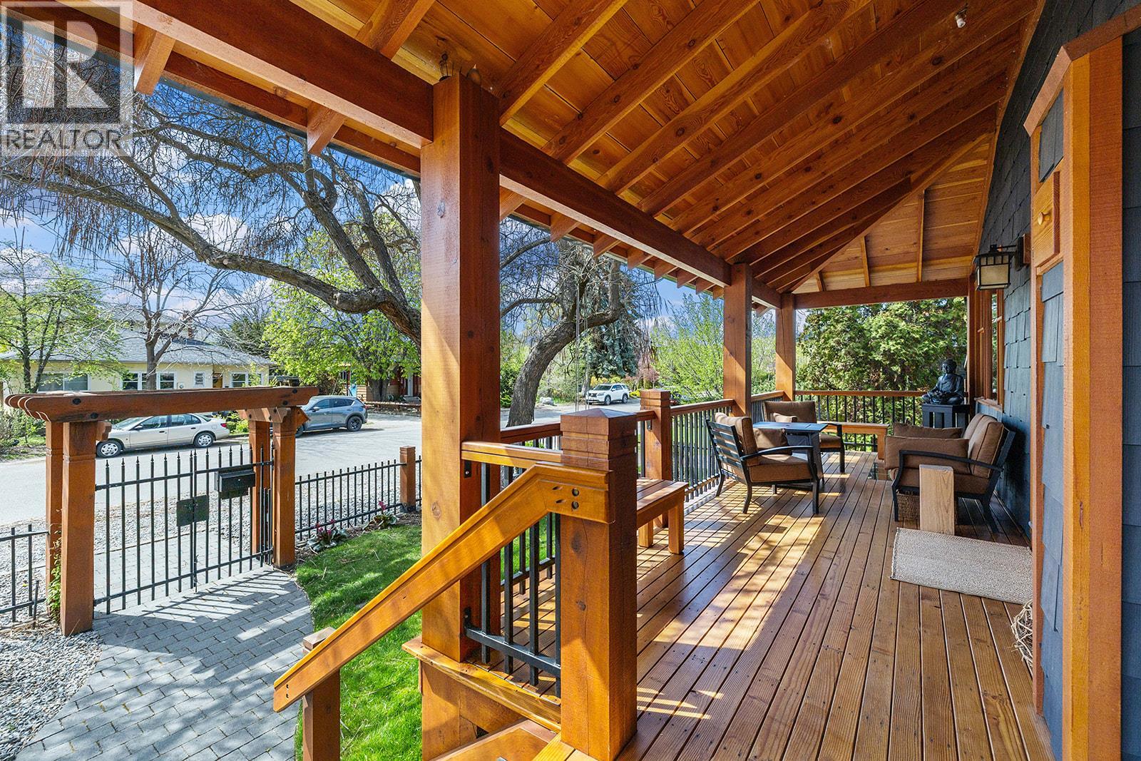 354 Burne Avenue, Kelowna