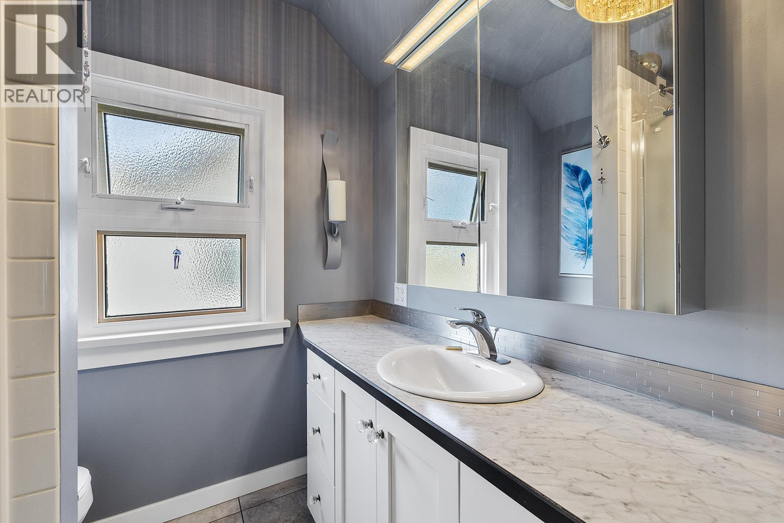 354 Burne Avenue, Kelowna