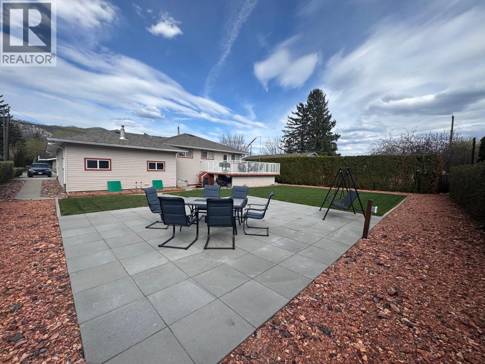 2176 Merritt Avenue - 29