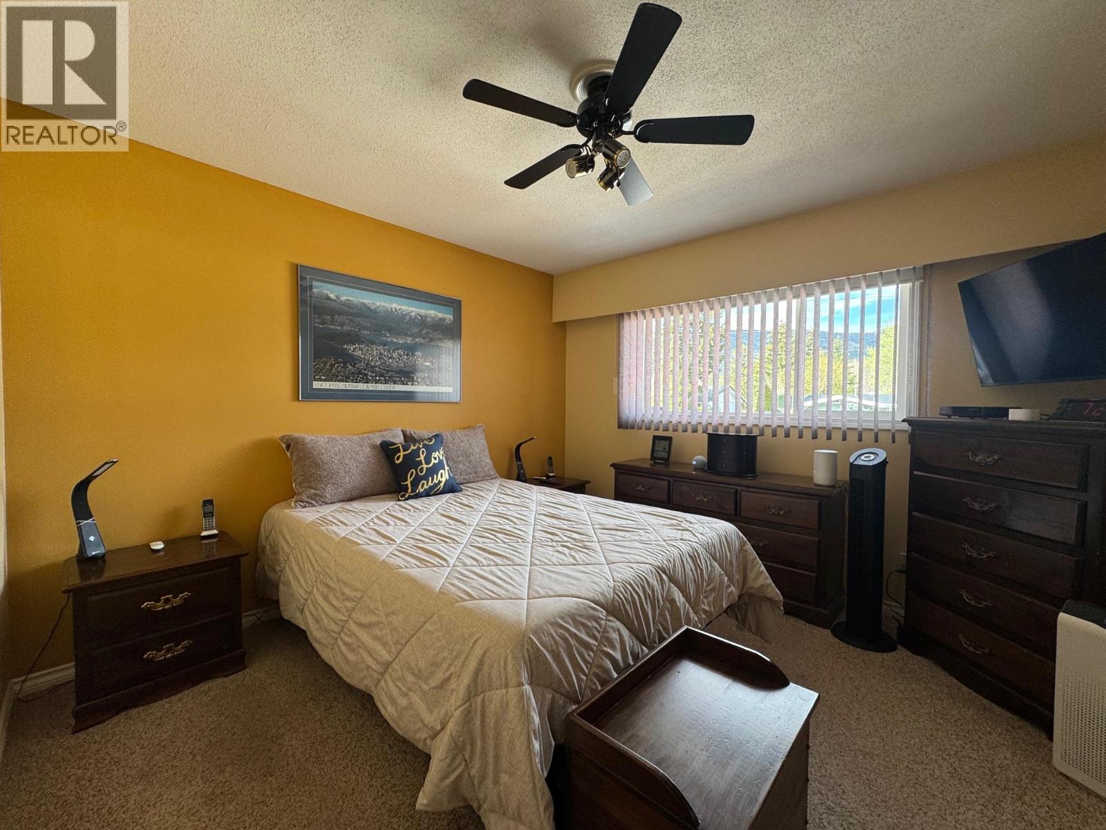2176 Merritt Avenue - 18