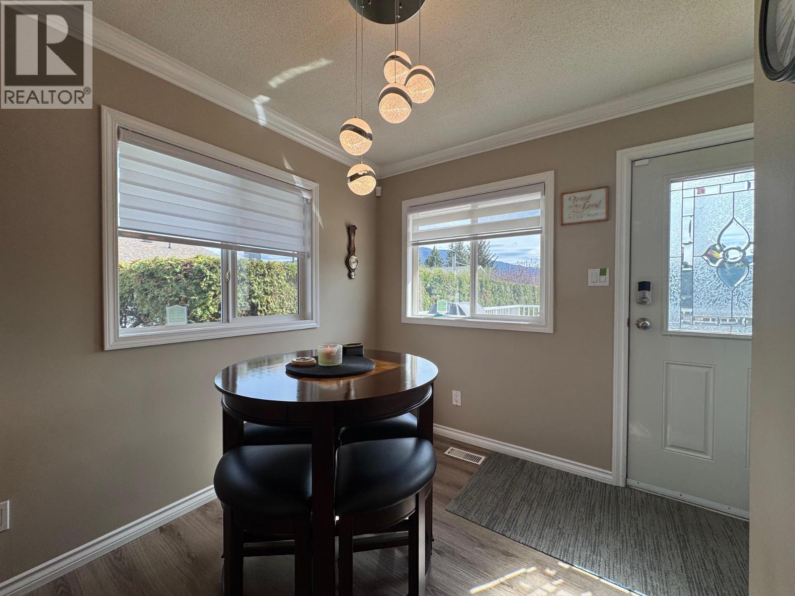 2176 Merritt Avenue - 5