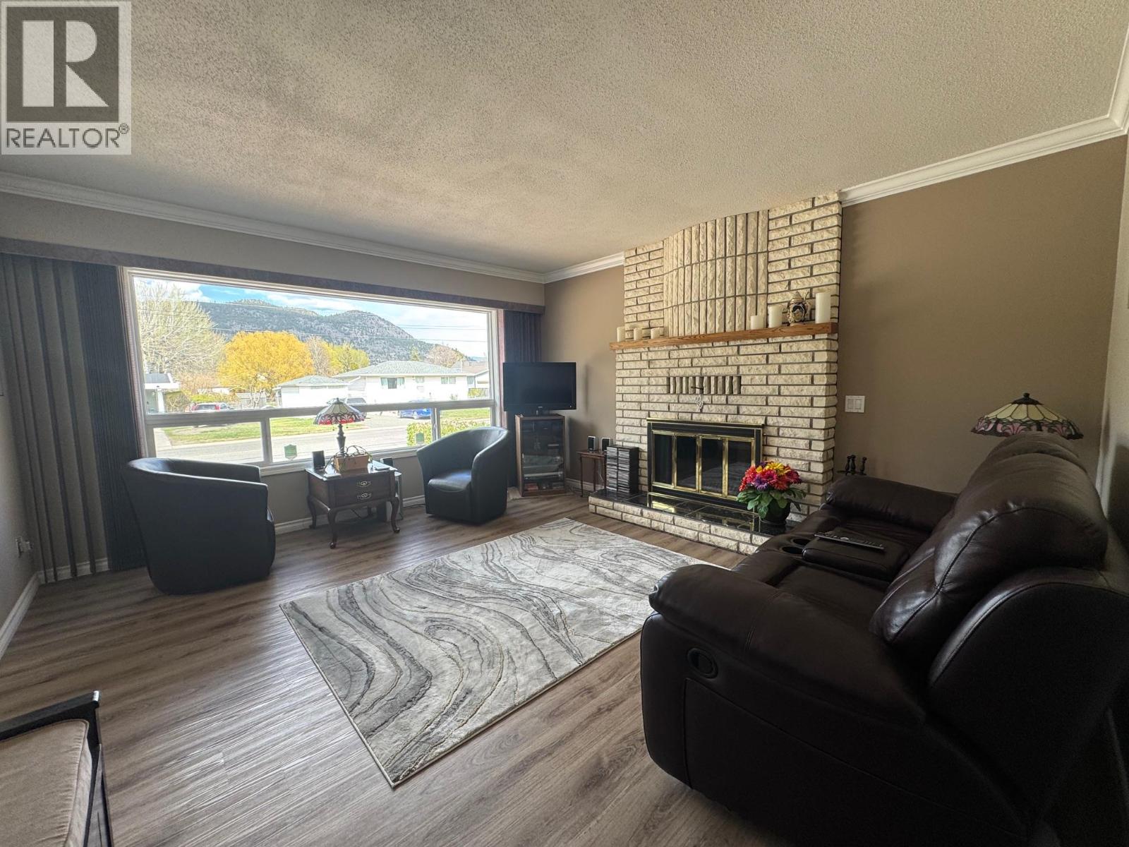 2176 Merritt Avenue - 8