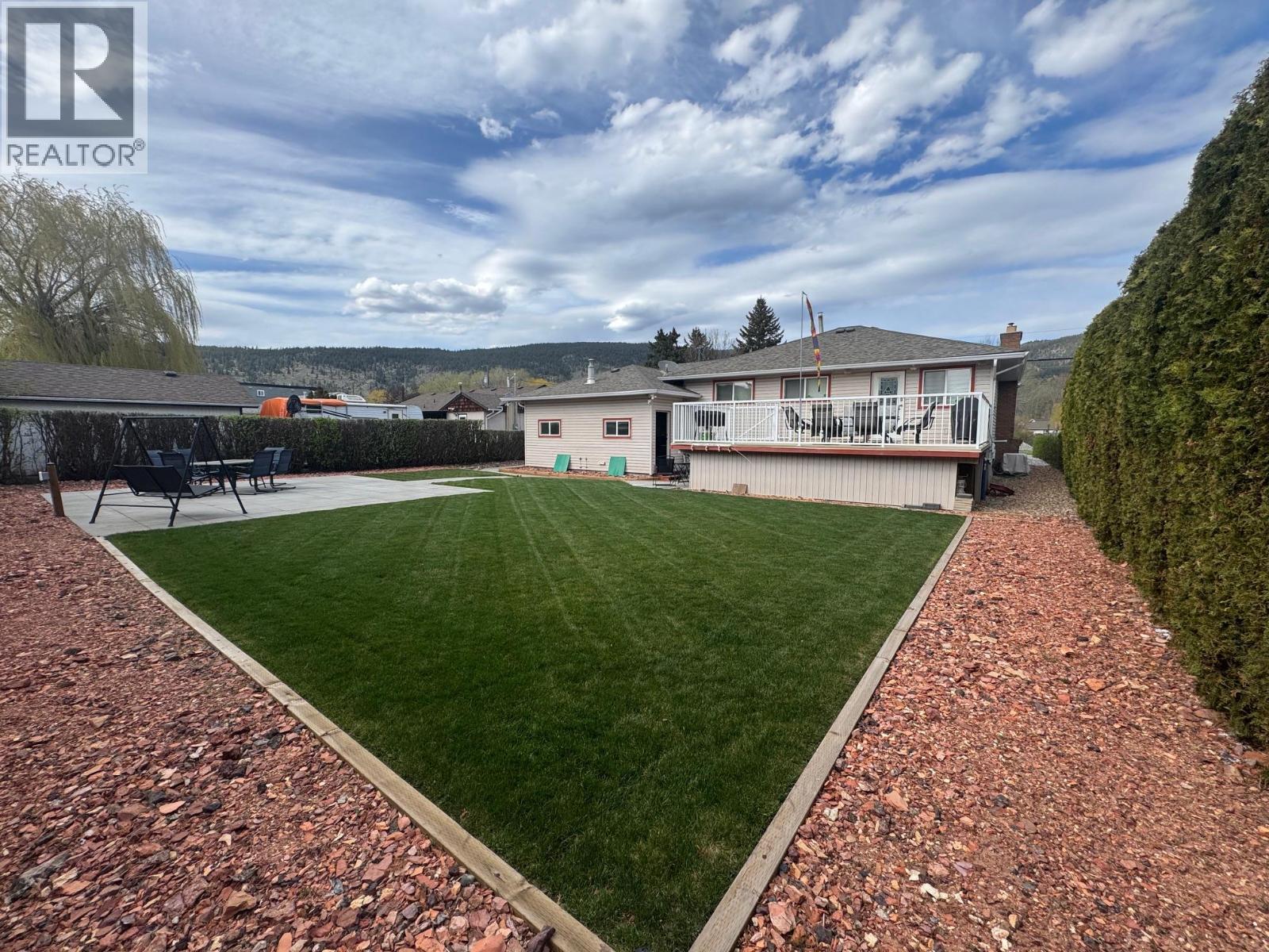 2176 Merritt Avenue - Image 31