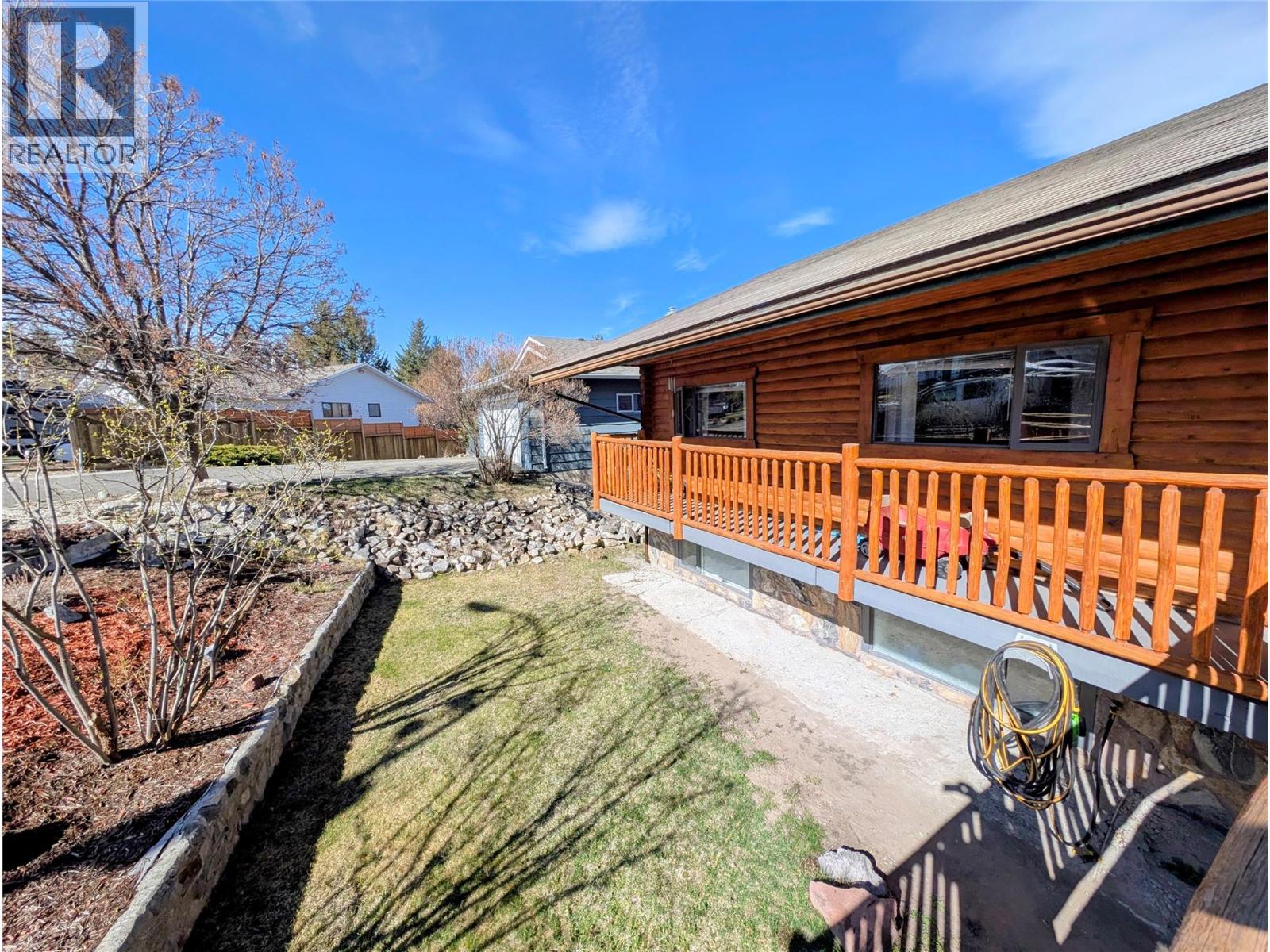 348 DALADON Place - 4