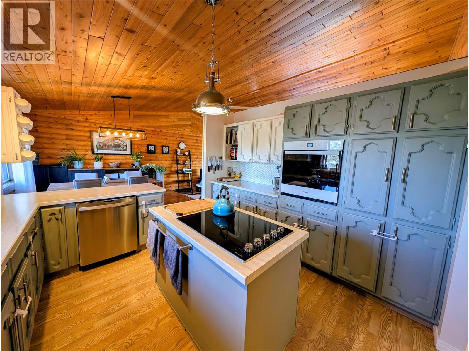 348 DALADON Place - 7