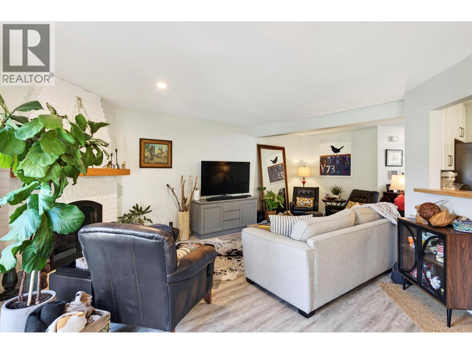 #25 1801 Paul Lake Road - 4