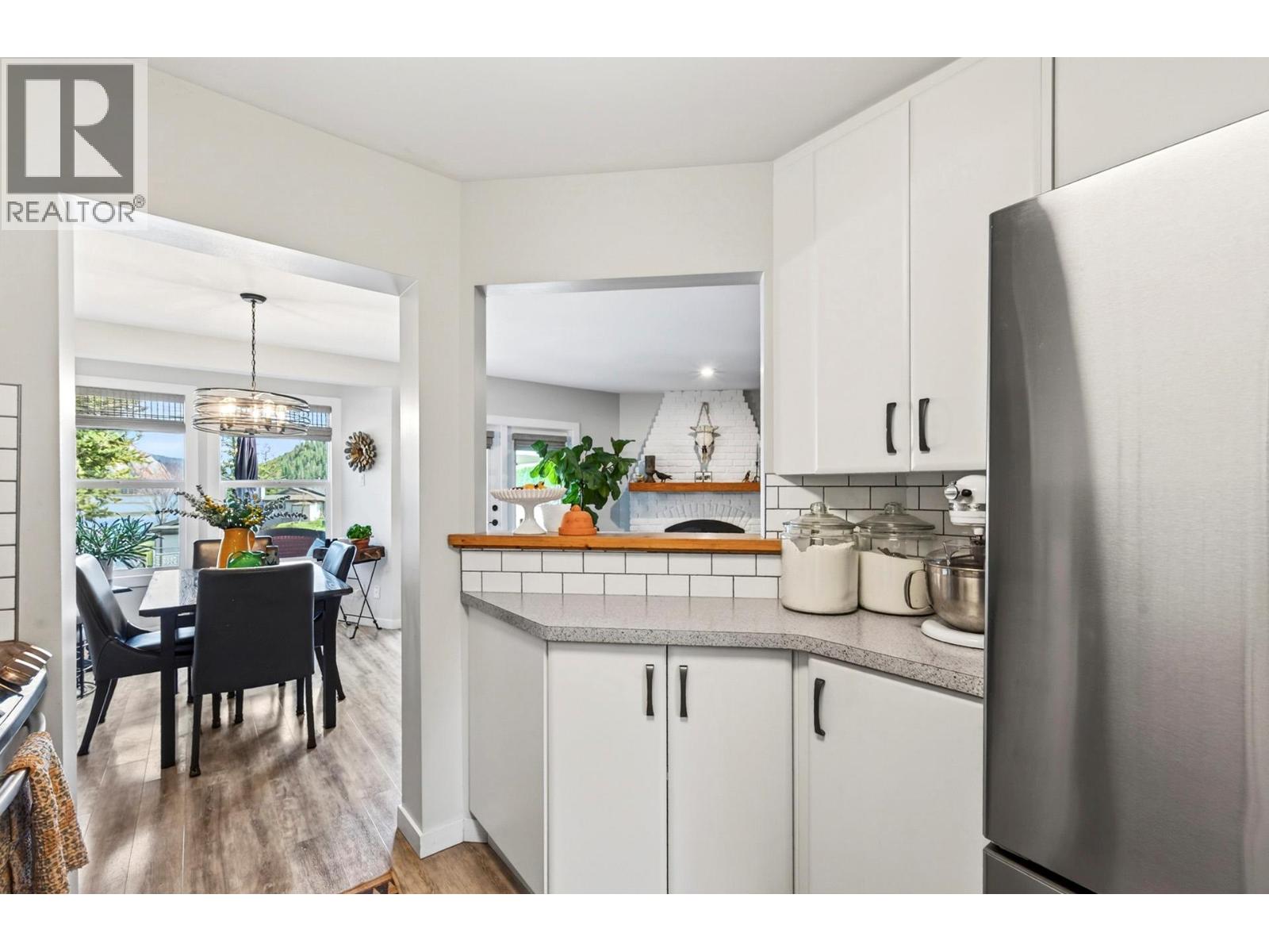 #25 1801 Paul Lake Road - 14