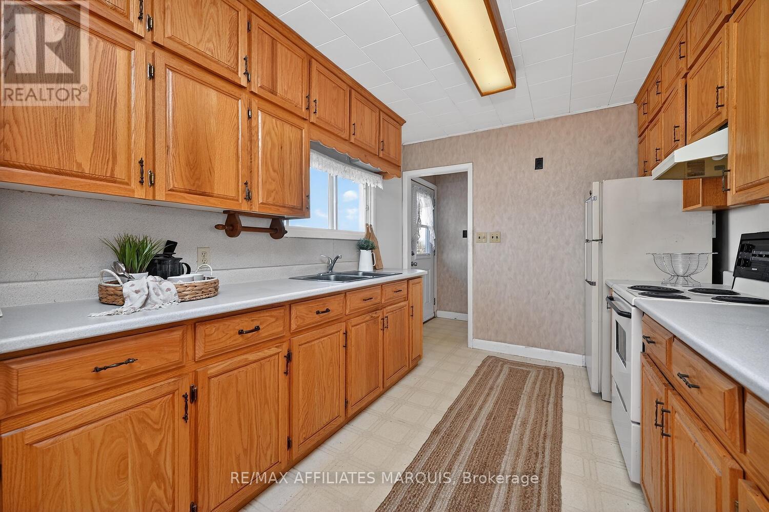 826 HIGHWAY 15 ROAD, Rideau Lakes, Ontario, K0G1L0 — Photo 17
