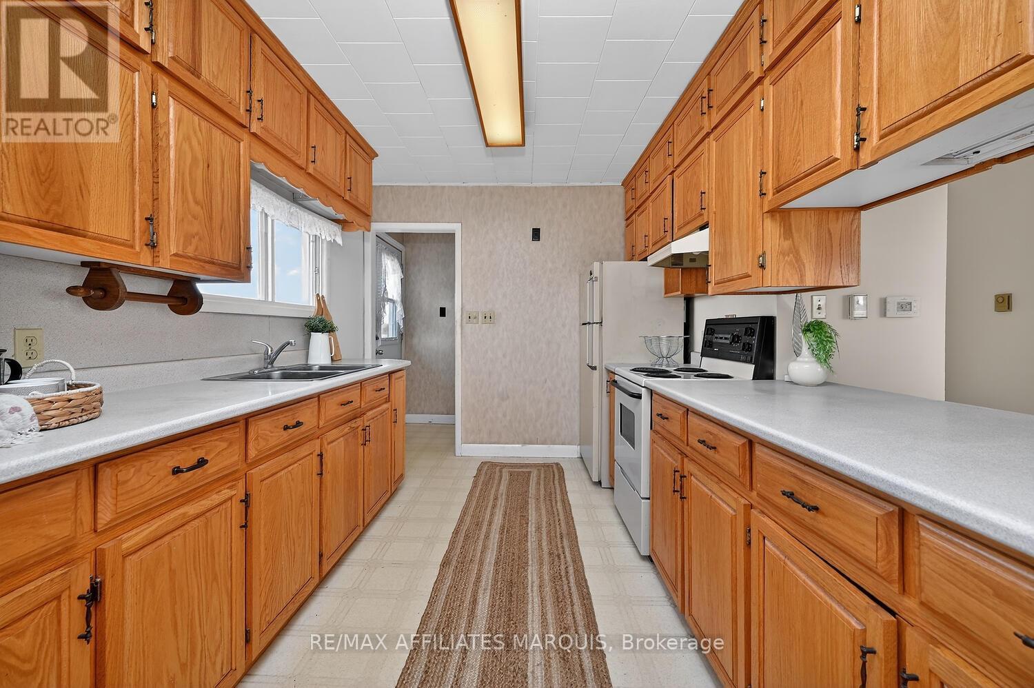 826 HIGHWAY 15 ROAD, Rideau Lakes, Ontario, K0G1L0 — Photo 18