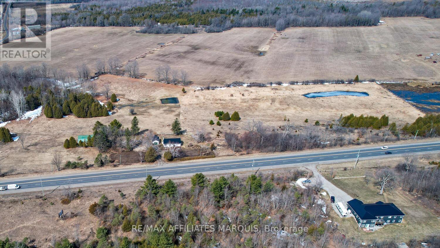 826 HIGHWAY 15 ROAD, Rideau Lakes, Ontario, K0G1L0 — Photo 2