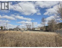Kitchen of 2707 QUEENSWAY STREET · Prince George, BC