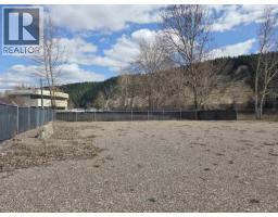 Living room of 2707 QUEENSWAY STREET · Prince George, BC