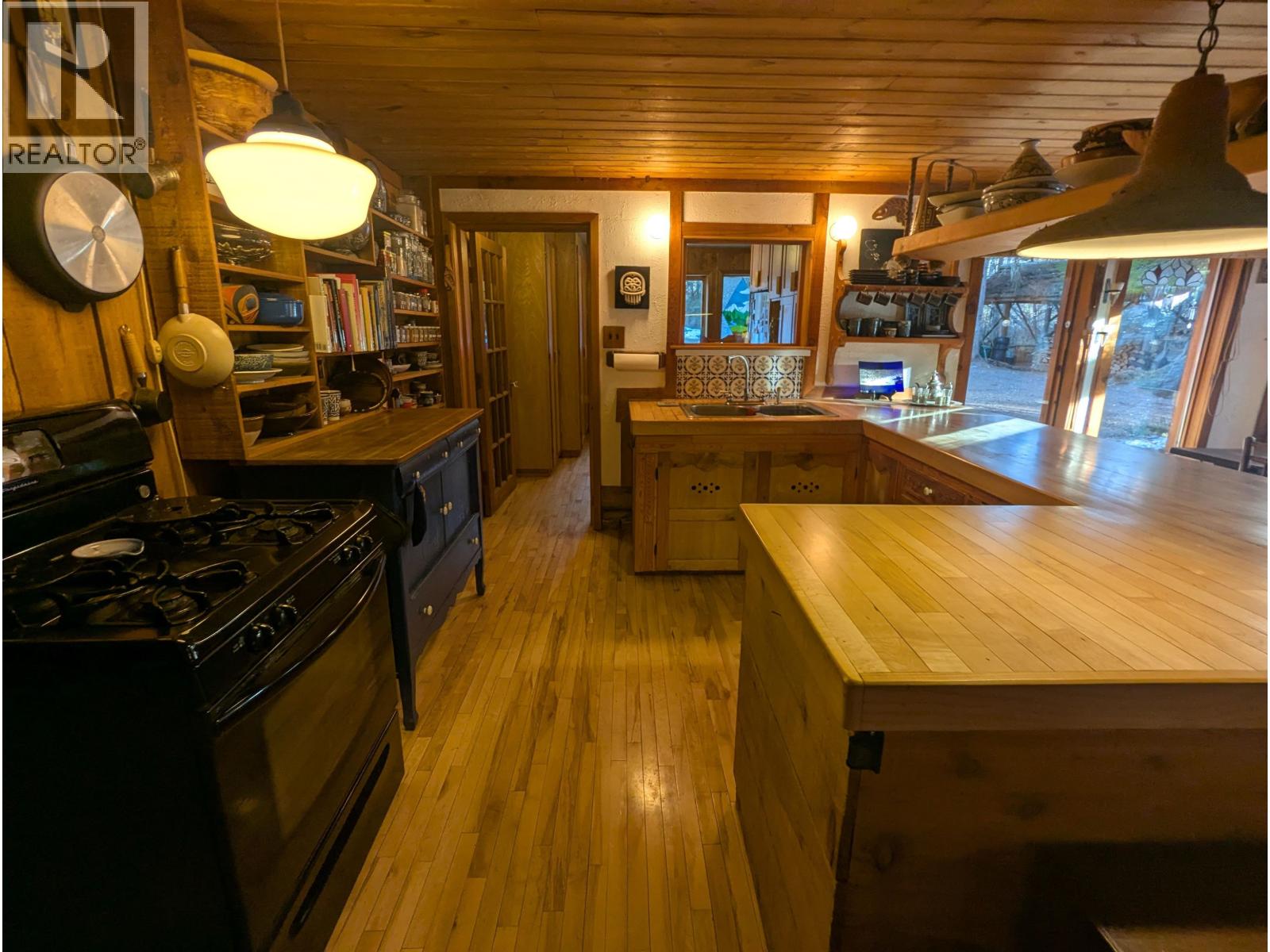 7133 ADAMS ROAD - 6
