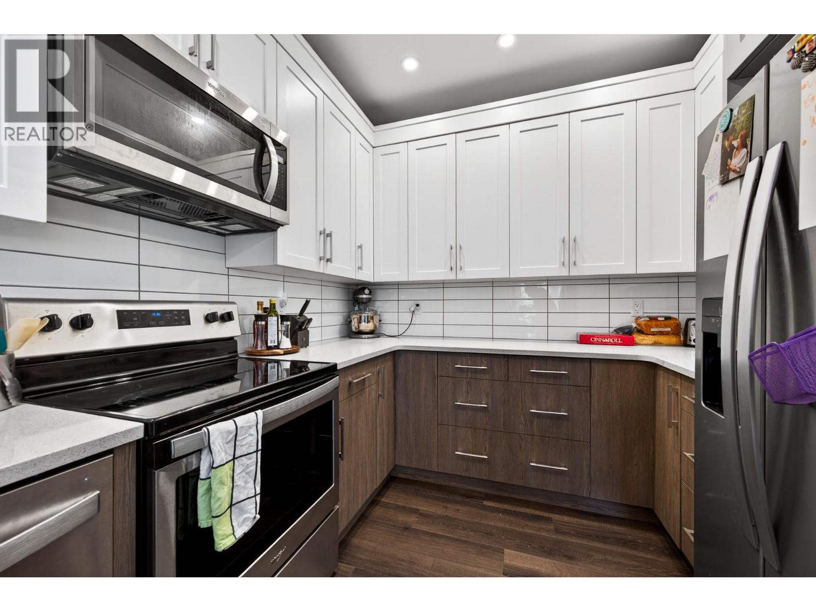 #135 1993 QU'APPELLE BOULEVARD - 8