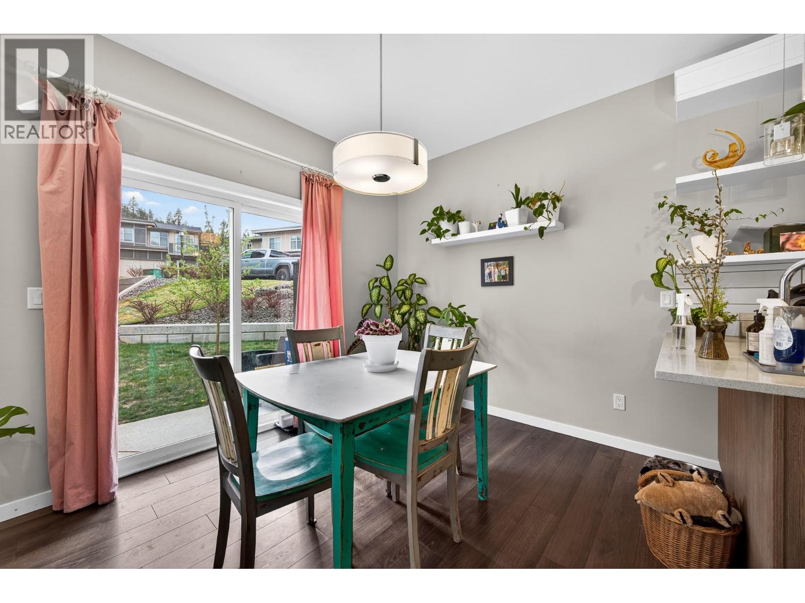 #135 1993 QU'APPELLE BOULEVARD - 6