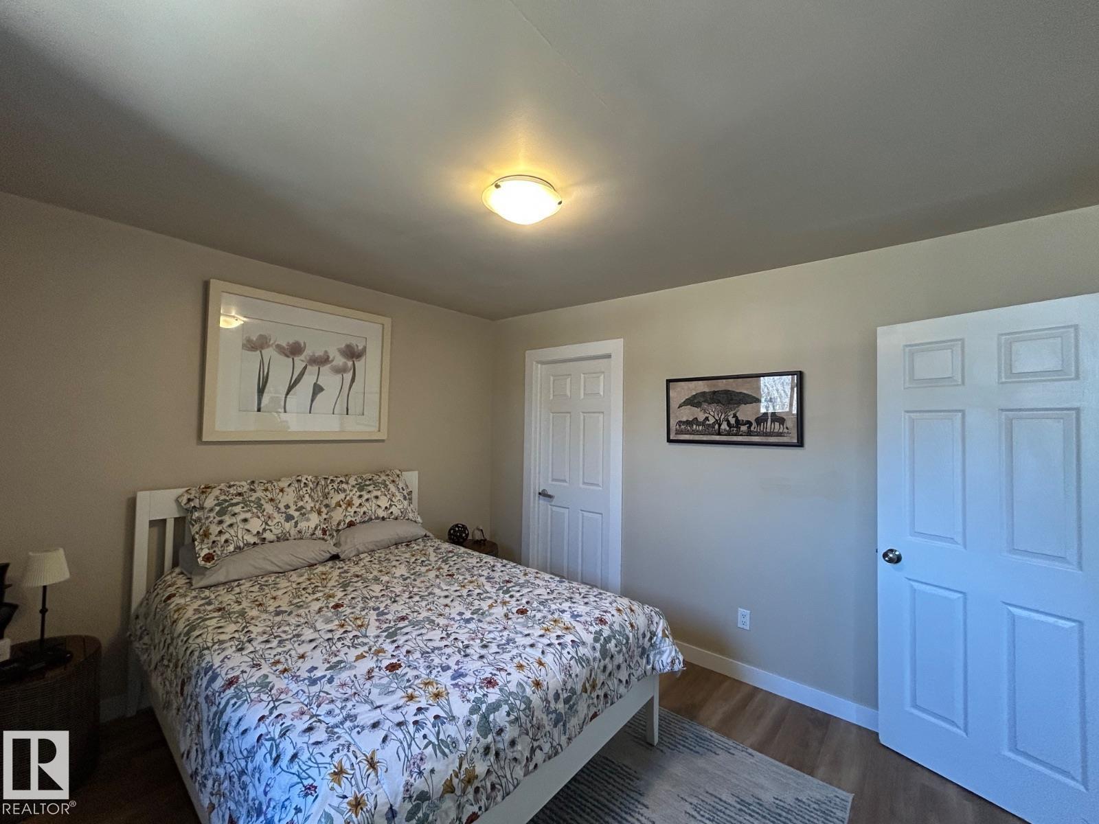 11017 38 ST NW, Edmonton