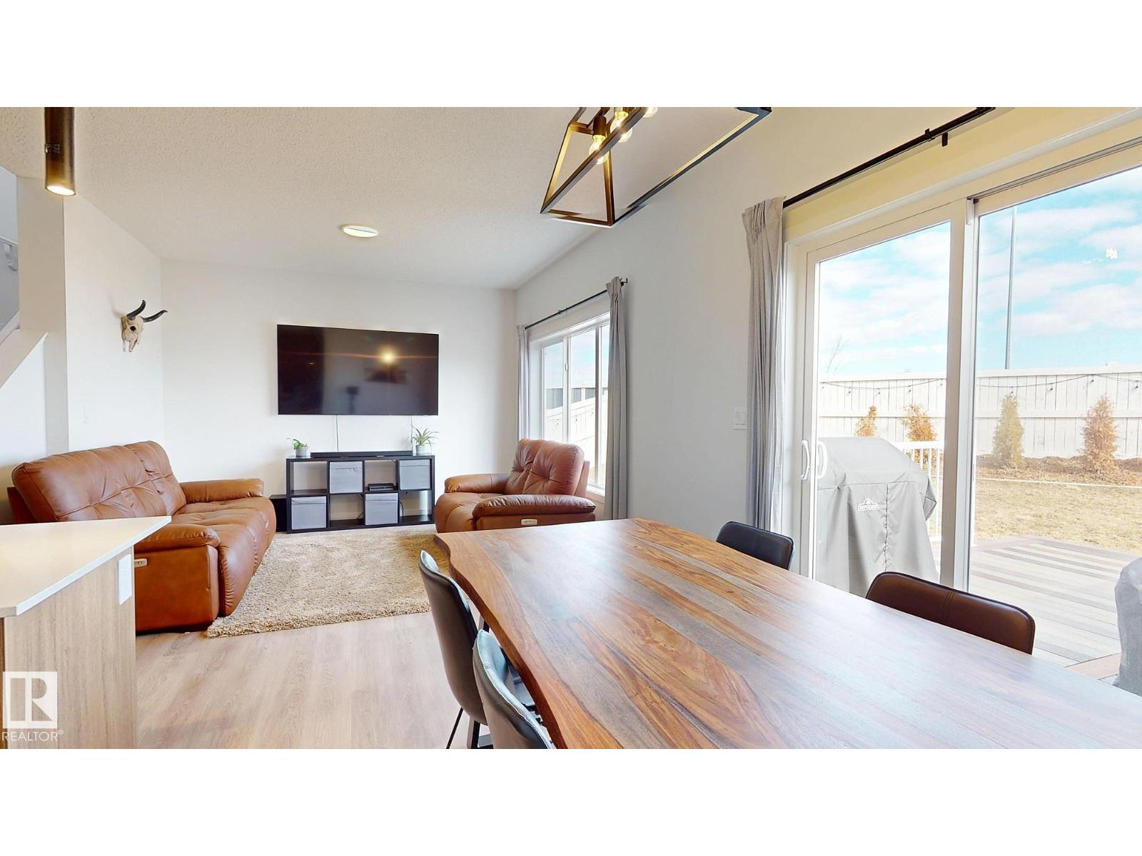 2808 152 AV NW, Edmonton