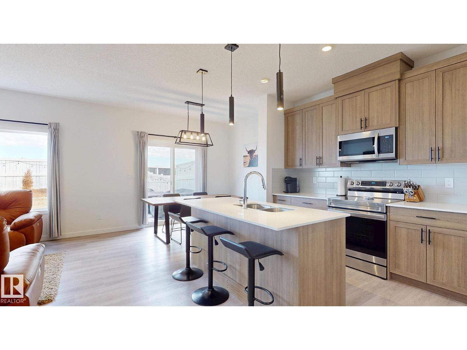 2808 152 AV NW, Edmonton