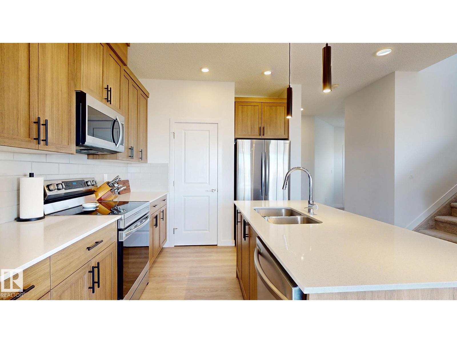 2808 152 AV NW, Edmonton