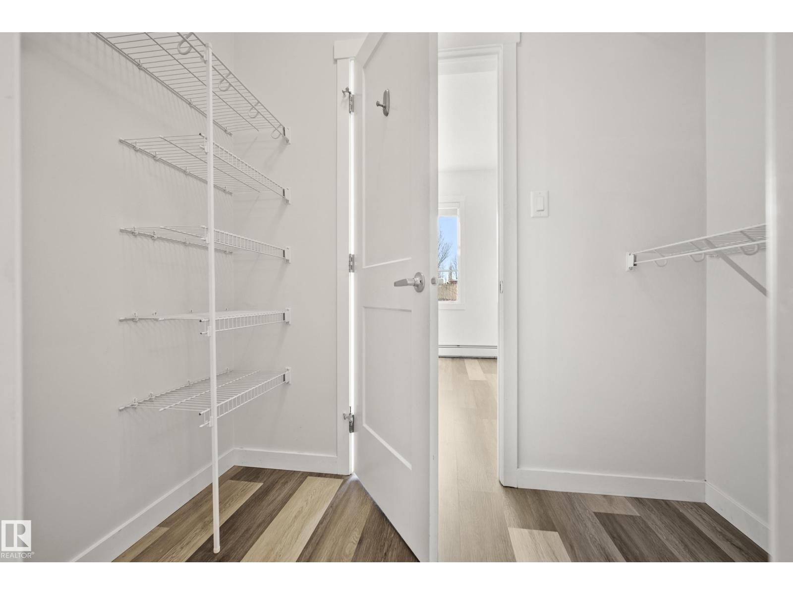 #127 812 WELSH DR SW, Edmonton