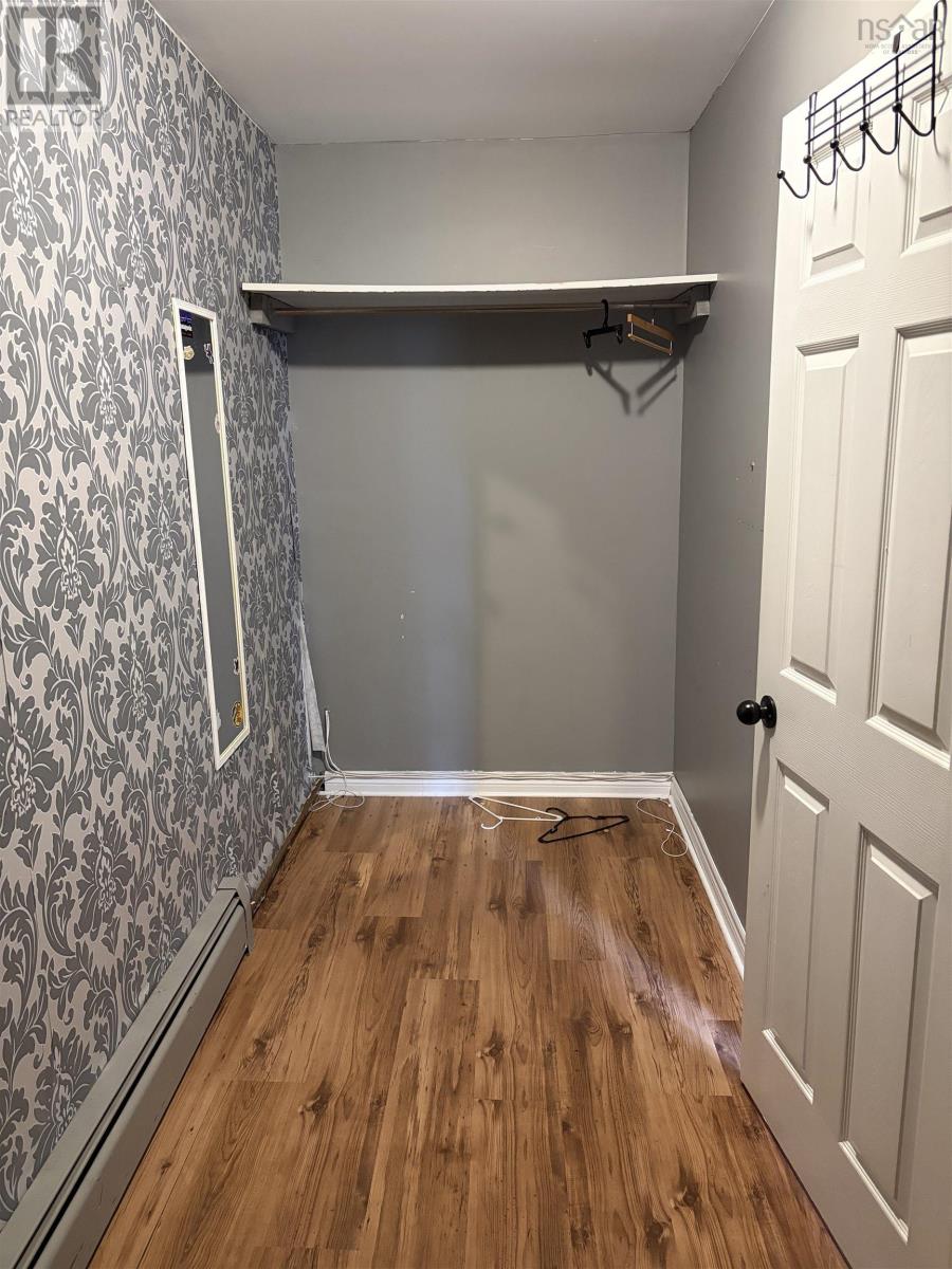 Property 14 of 31 of 4 Emery Lane