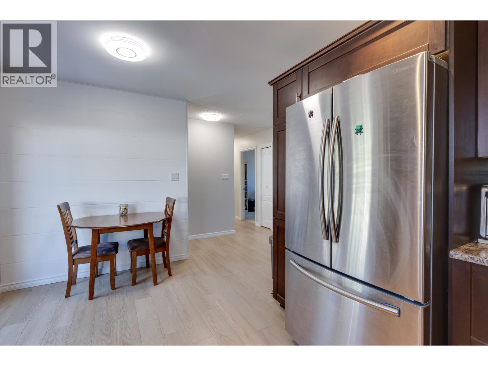 7672 MONCTON CRESCENT - 19