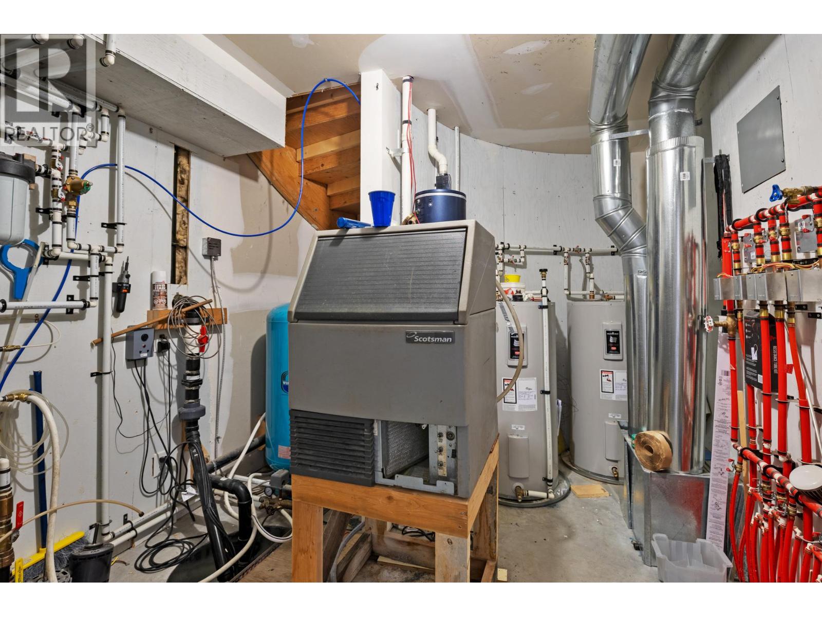  7991 Alpine Road, Kelowna