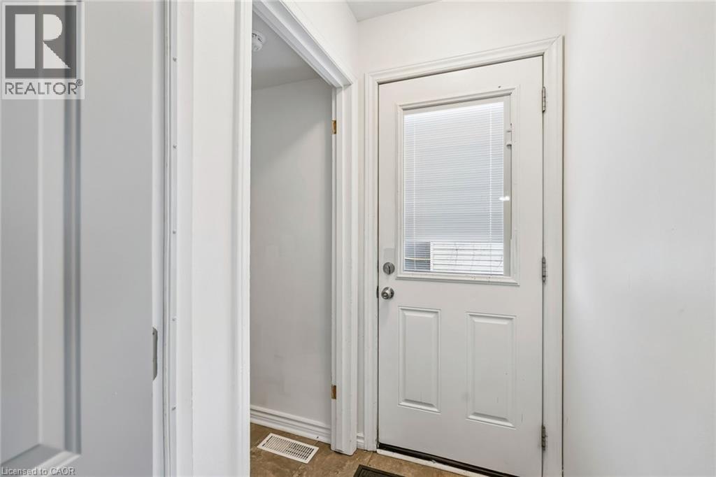 27 JOHN MURRAY Street, Stoney Creek, Ontario, L8J1C5 — Photo 30