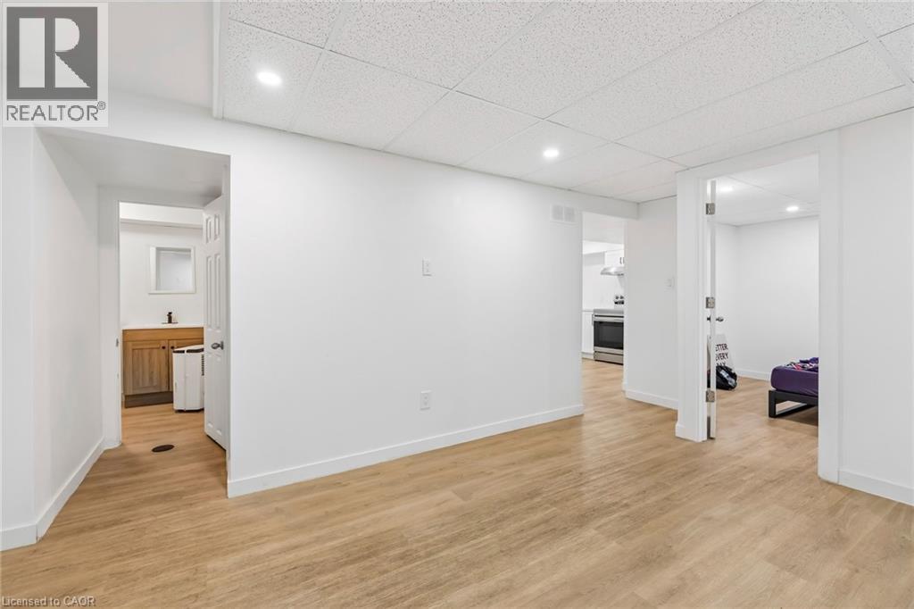 27 JOHN MURRAY Street, Stoney Creek, Ontario, L8J1C5 — Photo 40