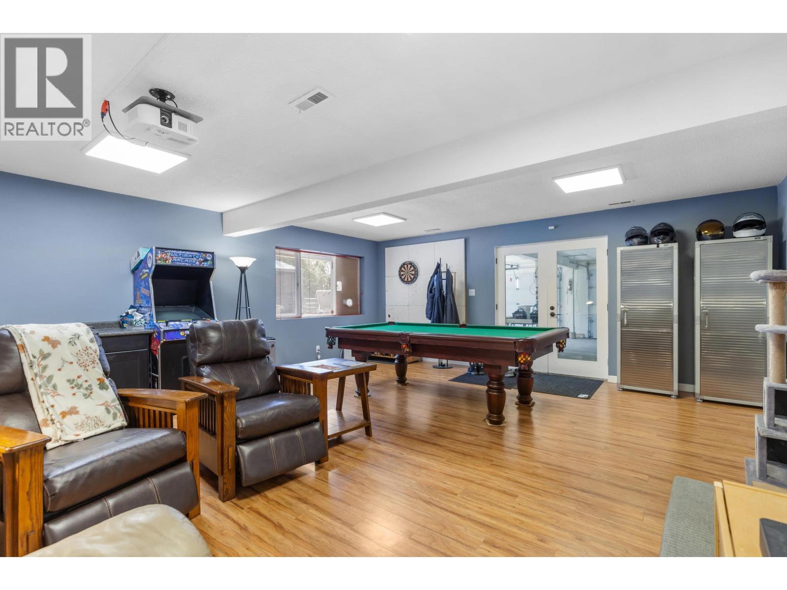 1957 HARPER DRIVE - 26