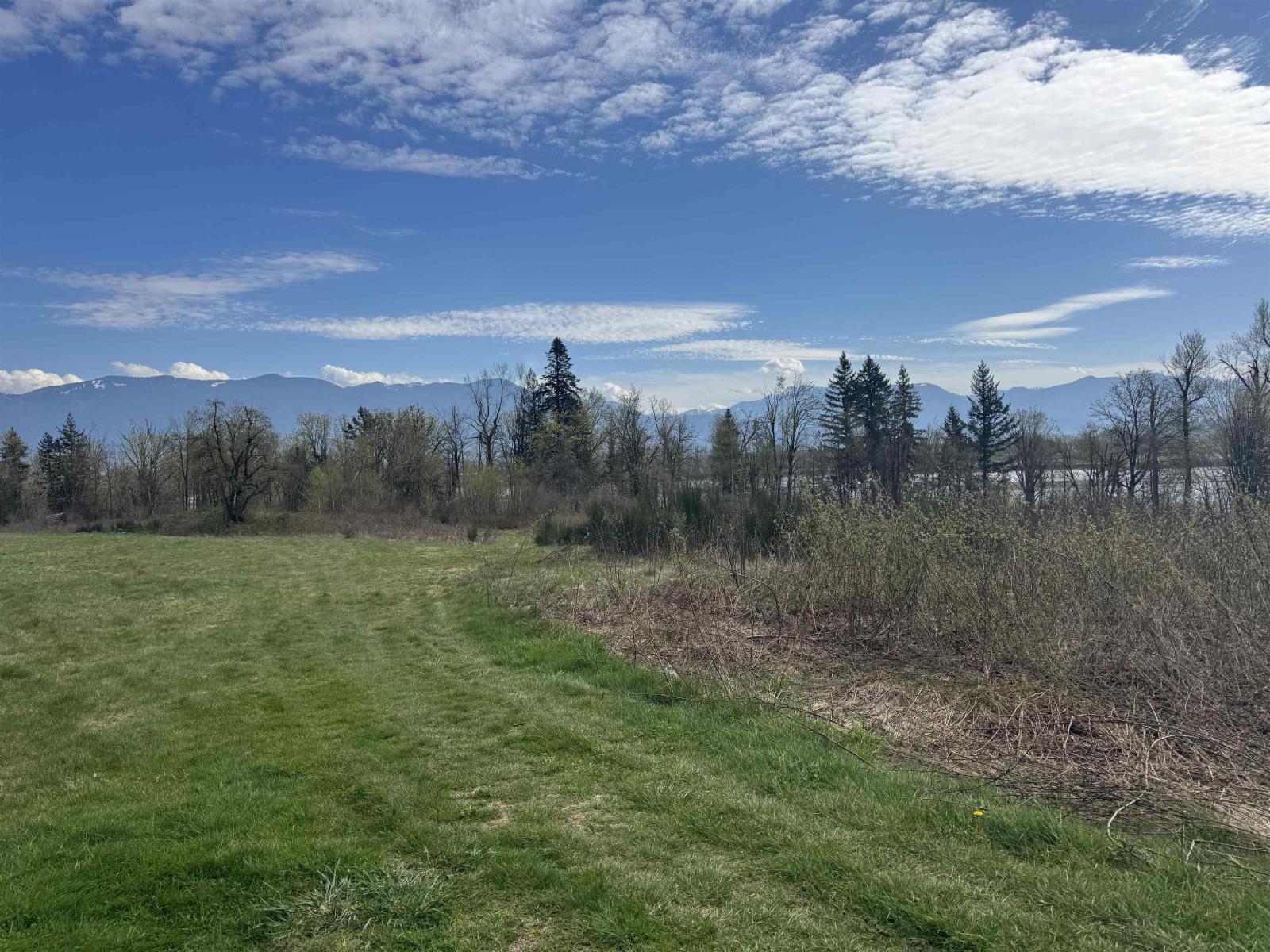 LSUB 10 SEC 19 LOUGHEED HIGHWAY, Mt Woodside — photo 4