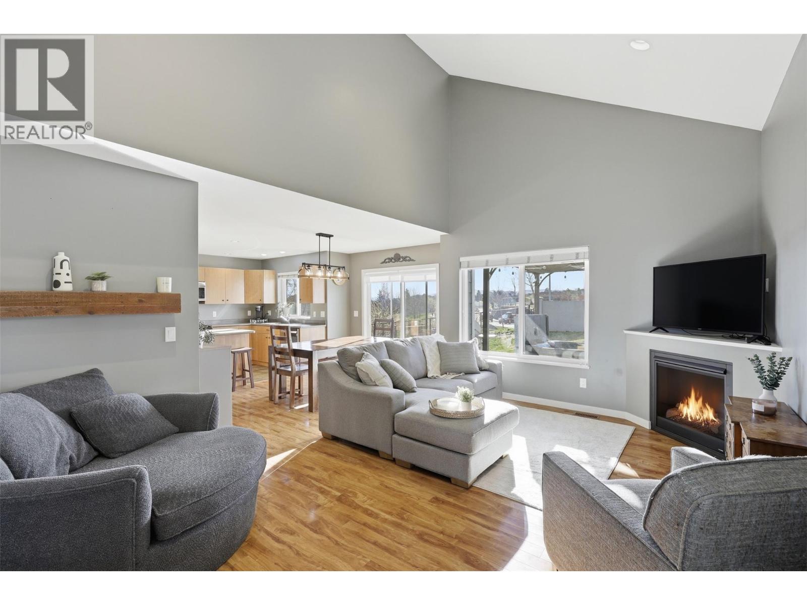 #7 1250 ABERDEEN Drive - 5