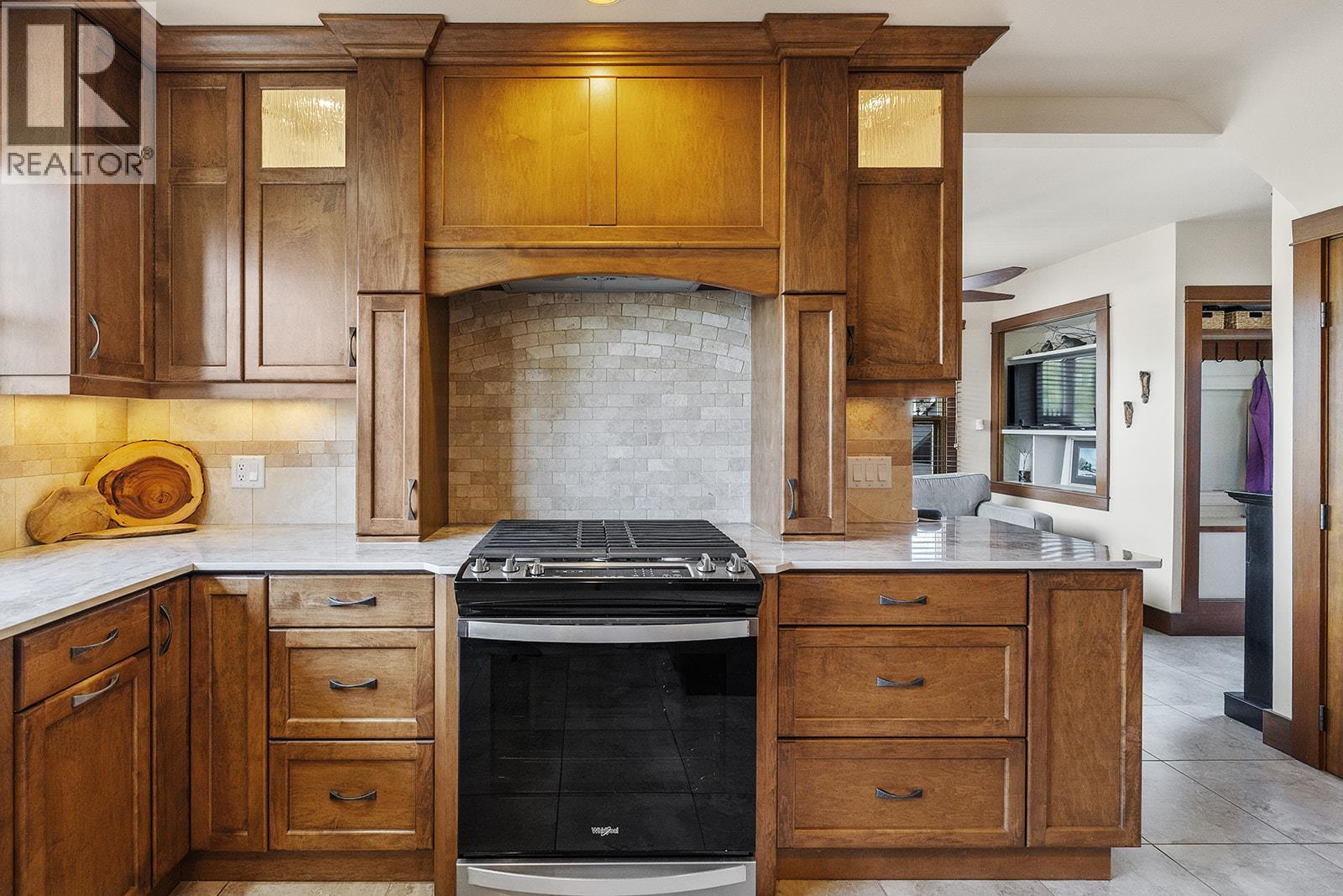  354 Burne Avenue, Kelowna