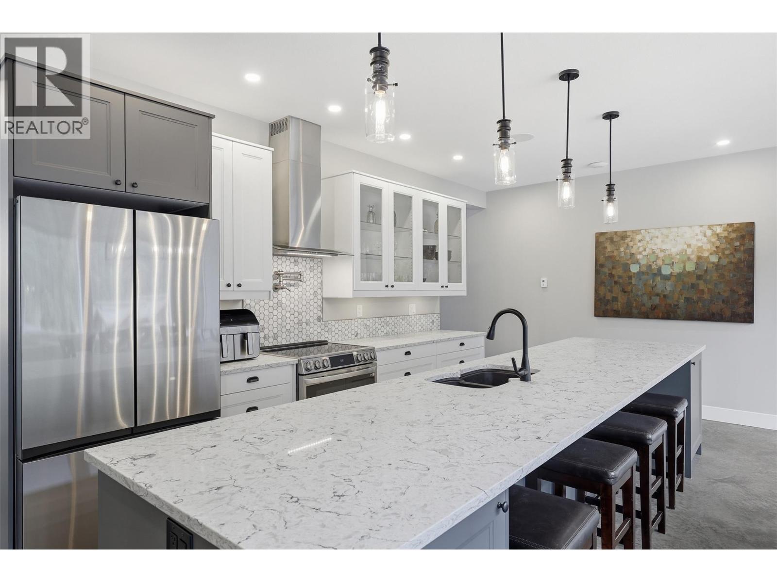 2533 Mountain View Drive - 7