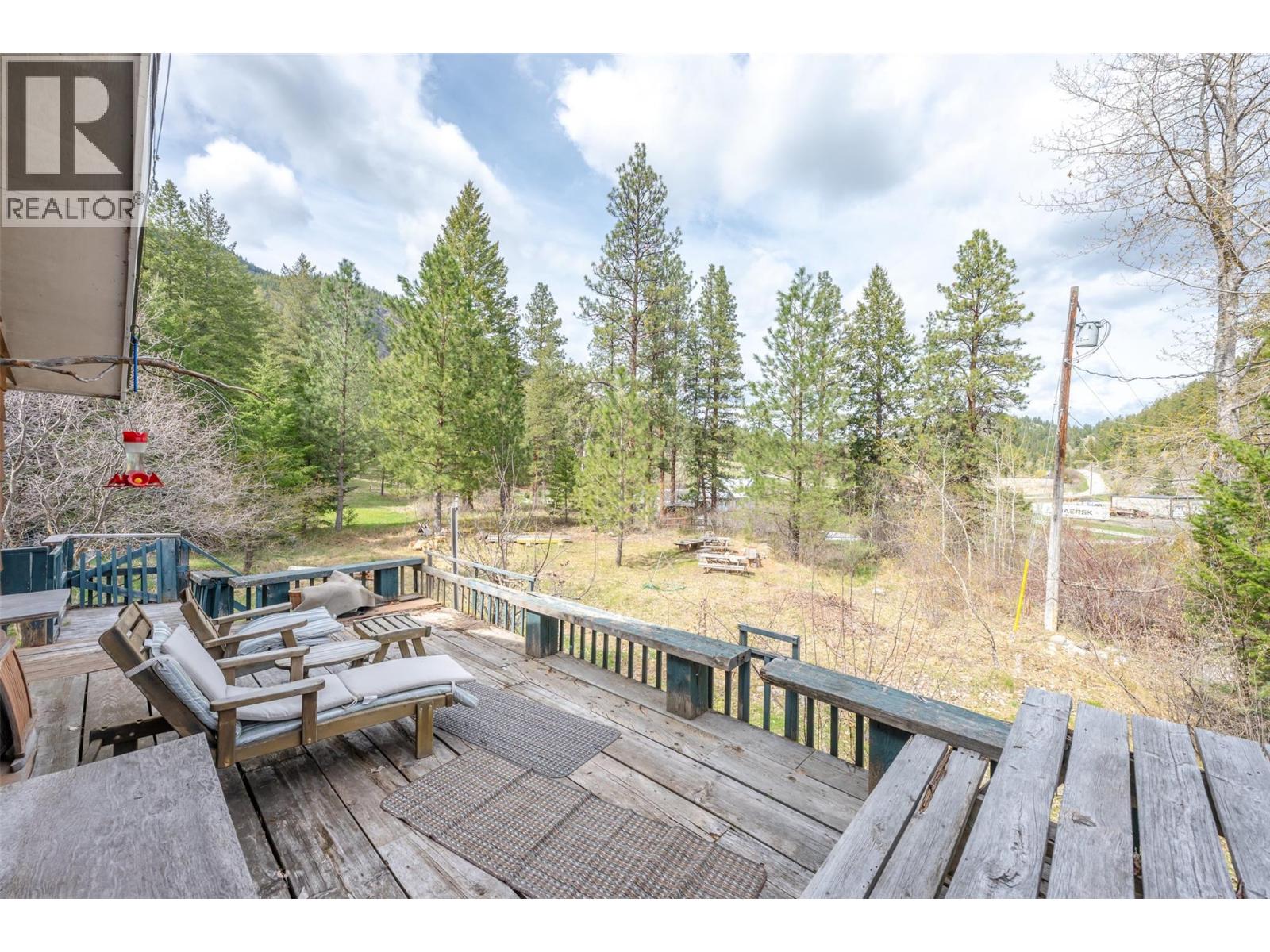 128 Farleigh Lake Road, Penticton