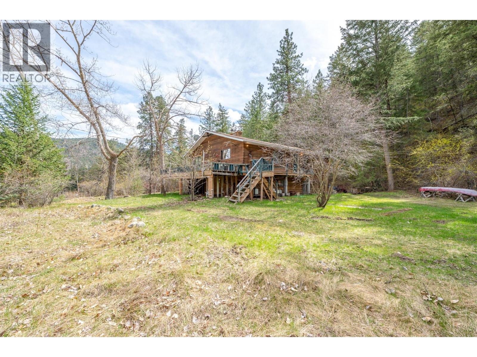 128 Farleigh Lake Road, Penticton