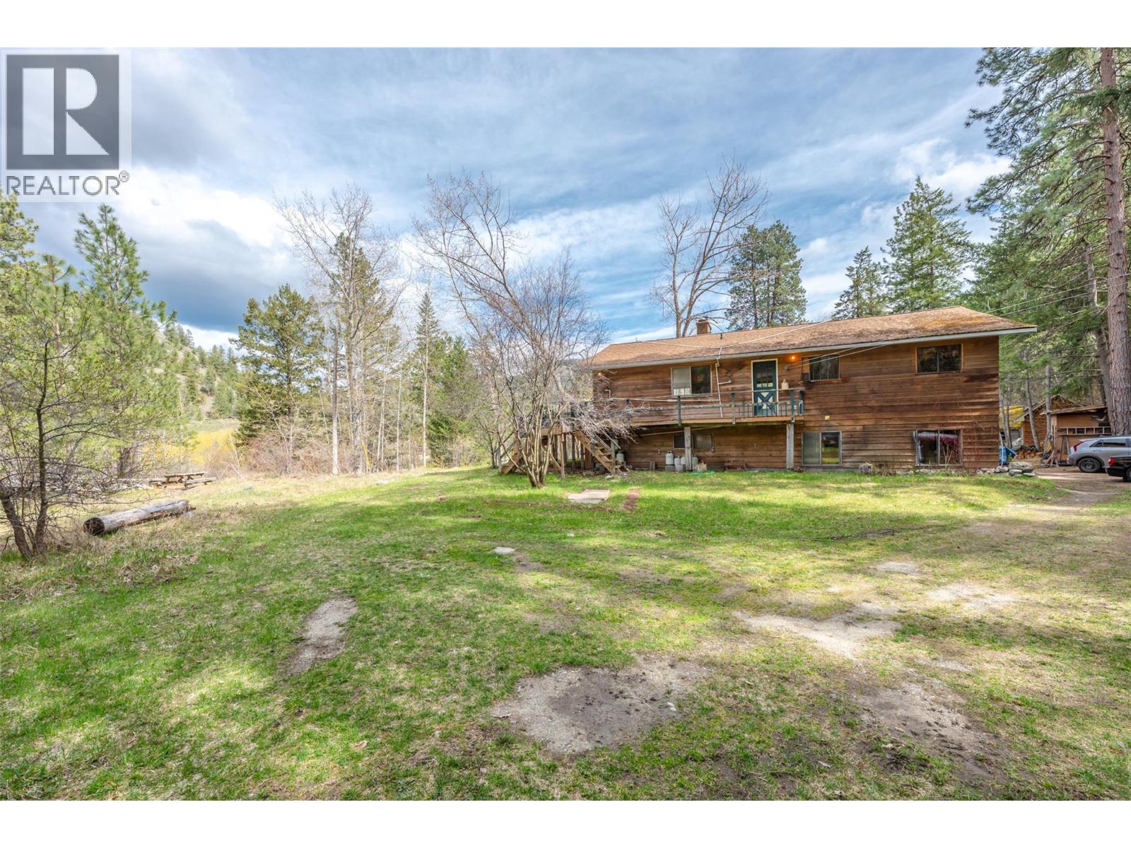 128 Farleigh Lake Road, Penticton