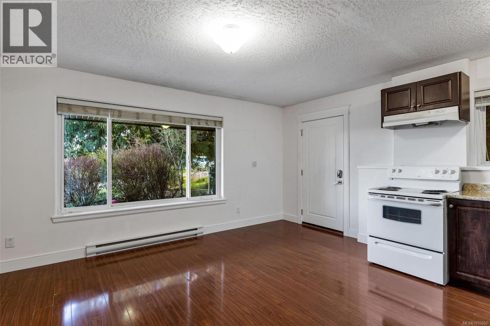  3264 Irma Street, Saanich