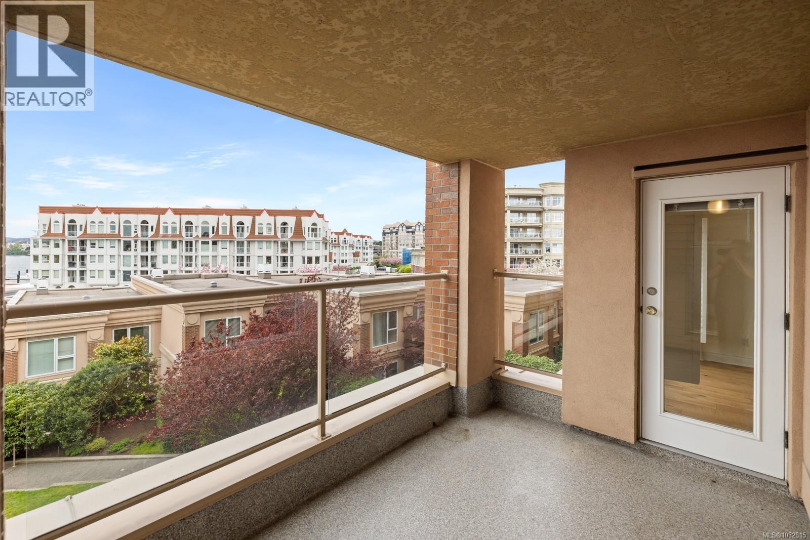 306 75 Songhees Road, Victoria