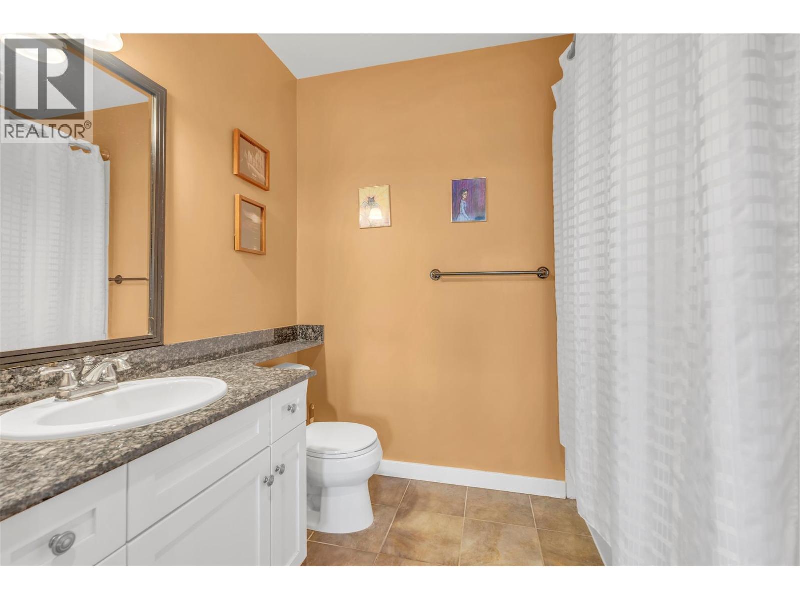 3301 SKAHA LAKE Road Unit# 201, Penticton