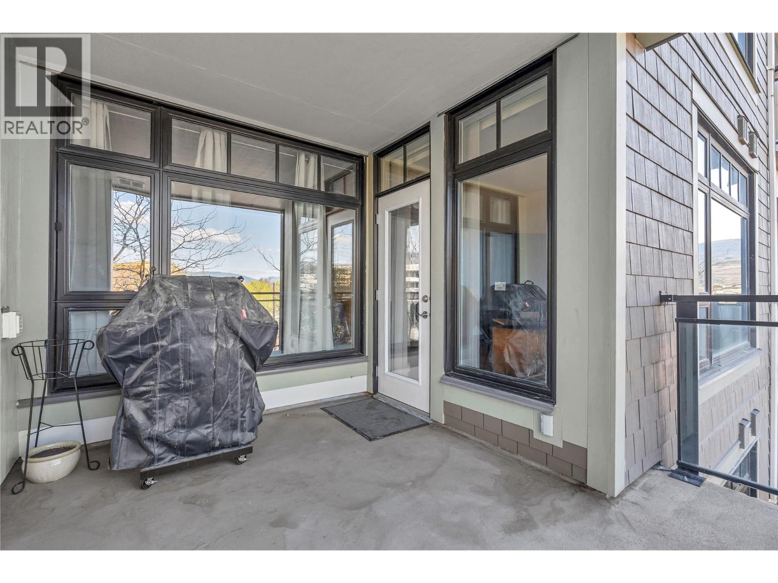 3301 SKAHA LAKE Road Unit# 201, Penticton