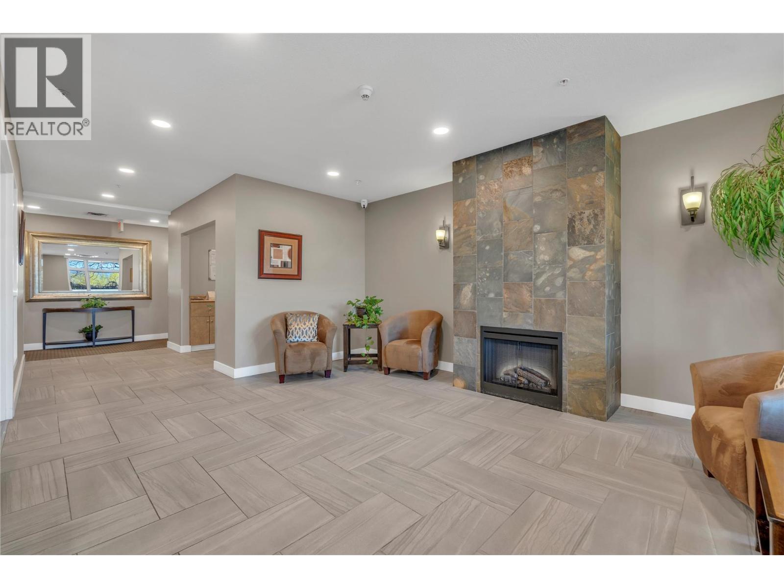 3301 SKAHA LAKE Road Unit# 201, Penticton