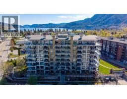 201 3301 SKAHA LAKE Road, Penticton