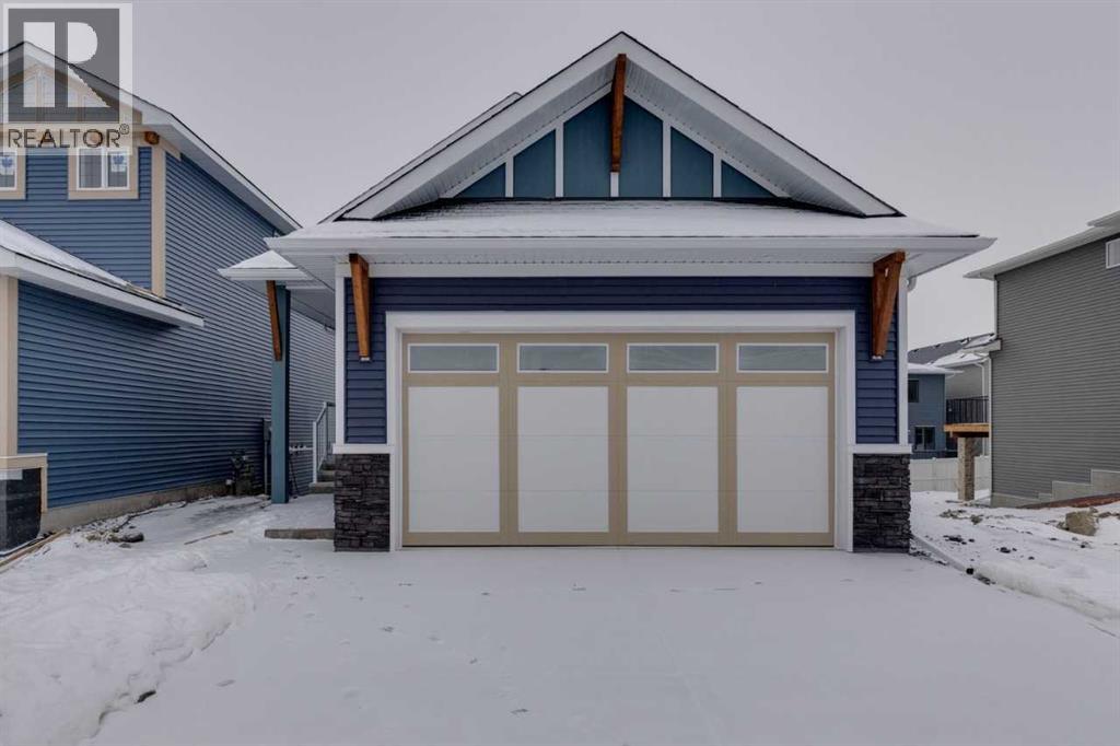 1402 Bayview Crescent SW - 2
