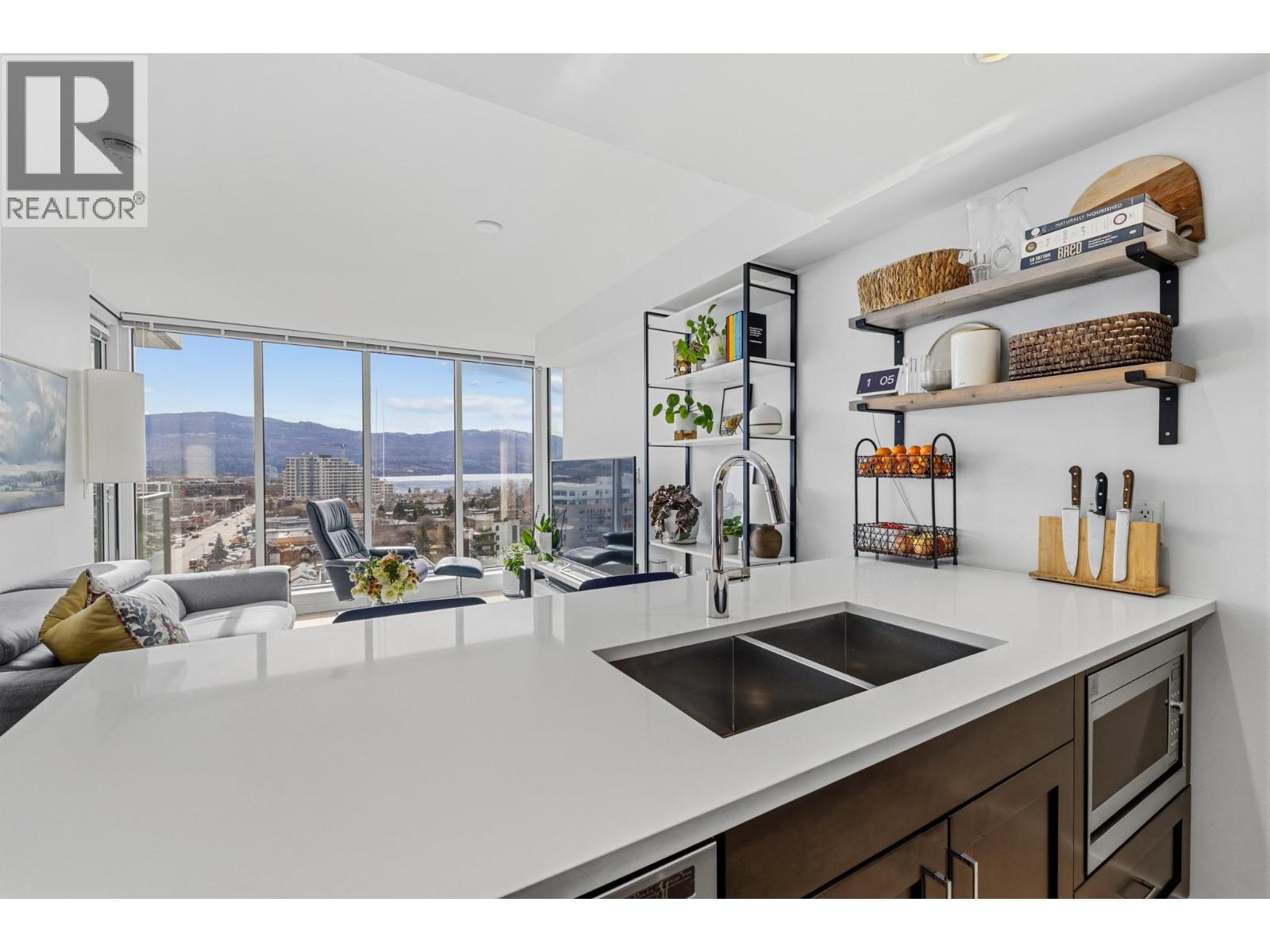 1204 485 Groves Avenue, Kelowna