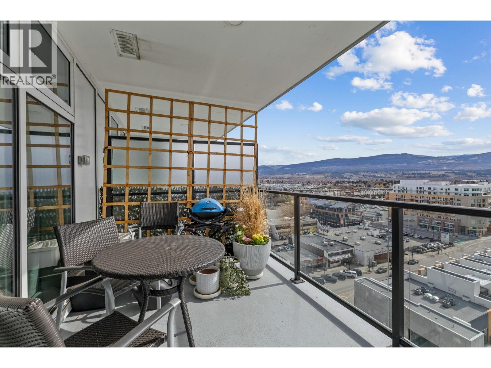 1204 485 Groves Avenue, Kelowna