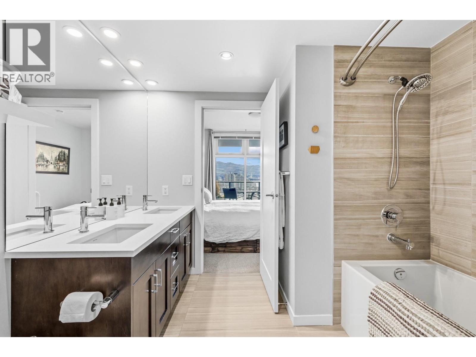 1204 485 Groves Avenue, Kelowna