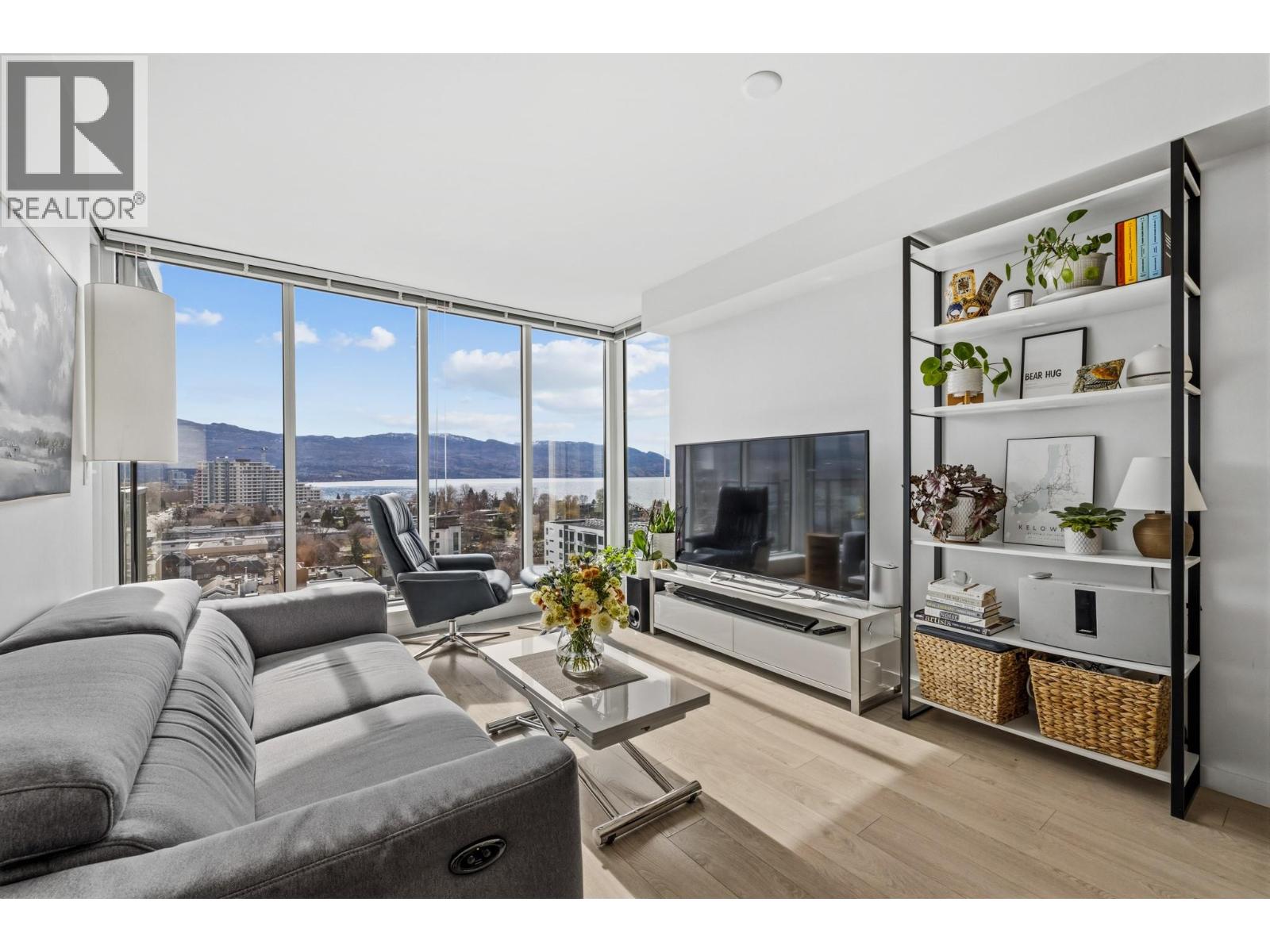 1204 485 Groves Avenue, Kelowna
