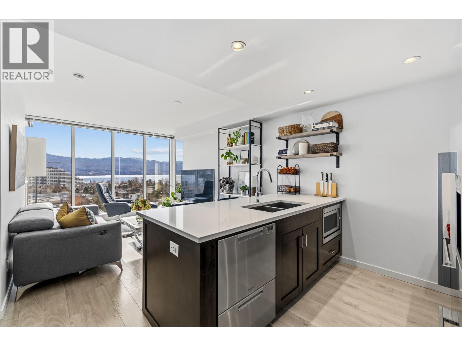 1204 485 Groves Avenue, Kelowna